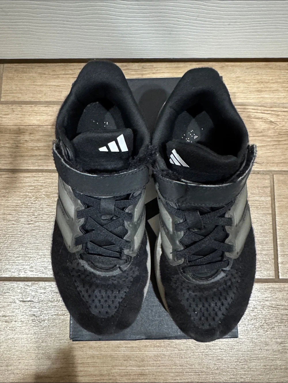 Adidas Kids UltraRun 5 EL Shoes (Size: 1.5)